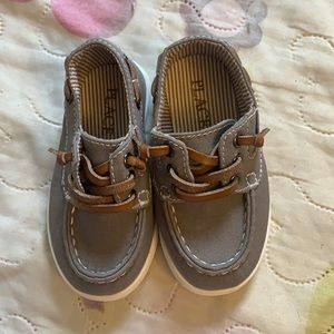 Children’s Place boat shoes
